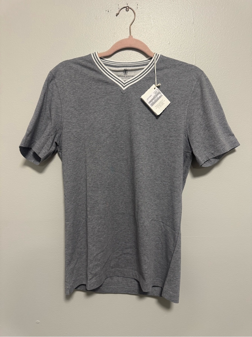 Brunello Cucinelli Men's V-Neck Heather Gray T-Shirt with Contrast Collar NWT